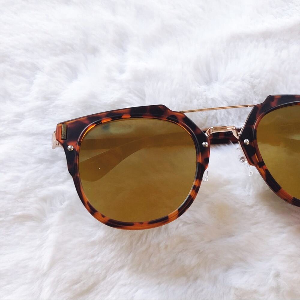 Margo Tortoise Brown Brow Bar Sunglasses - Picture 2 of 10